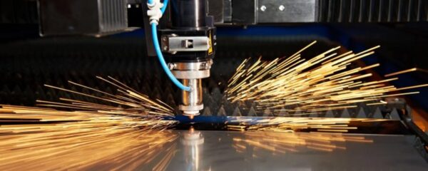 quelles-sont-les-differentes-methodes-pour-decouper-du-metal